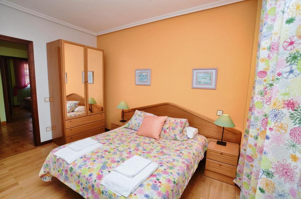 Apartamento Playas de Quejo Isla Plana Exterior foto